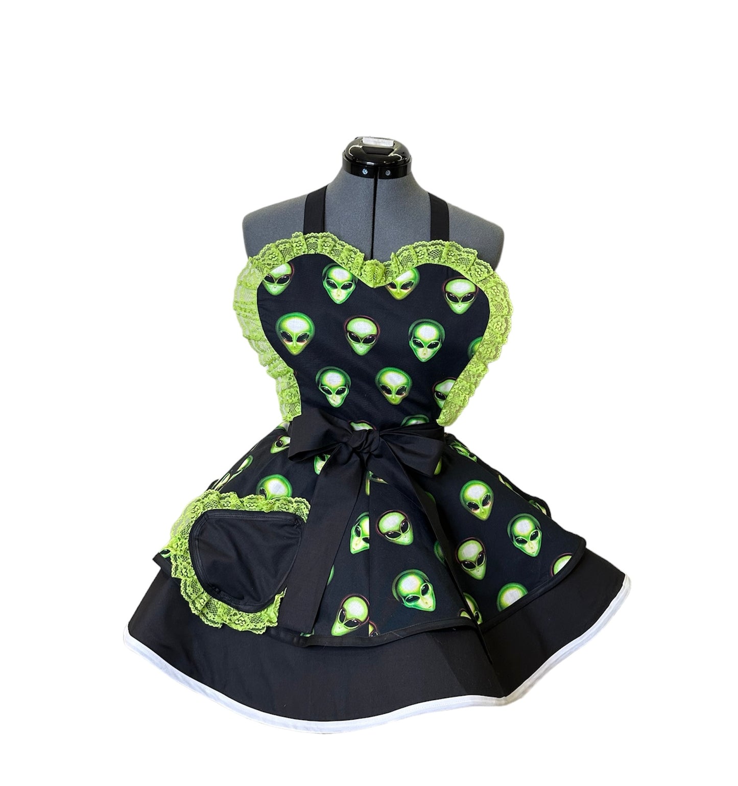 Aliens, The O.G. Social Distancers Womens Apron - Black
